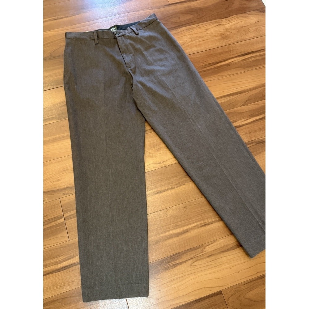 Eddie Bauer Classic Fit Wrinkle Stain Resistant Flat Front Pants Mens Size 34x32 - Picture 5 of 16
